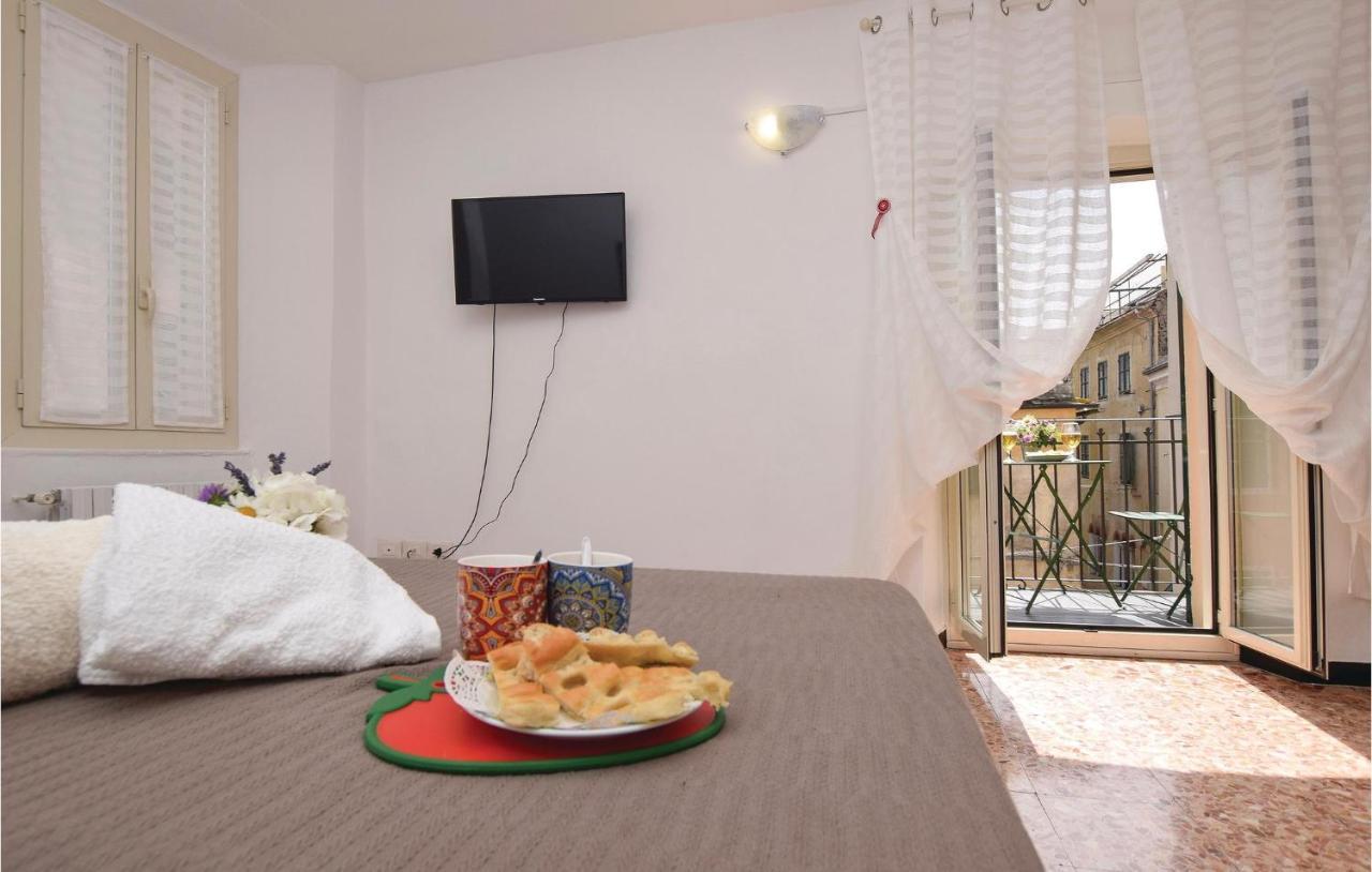 Amazing Apartment In Albenga With Wifi Bagian luar foto