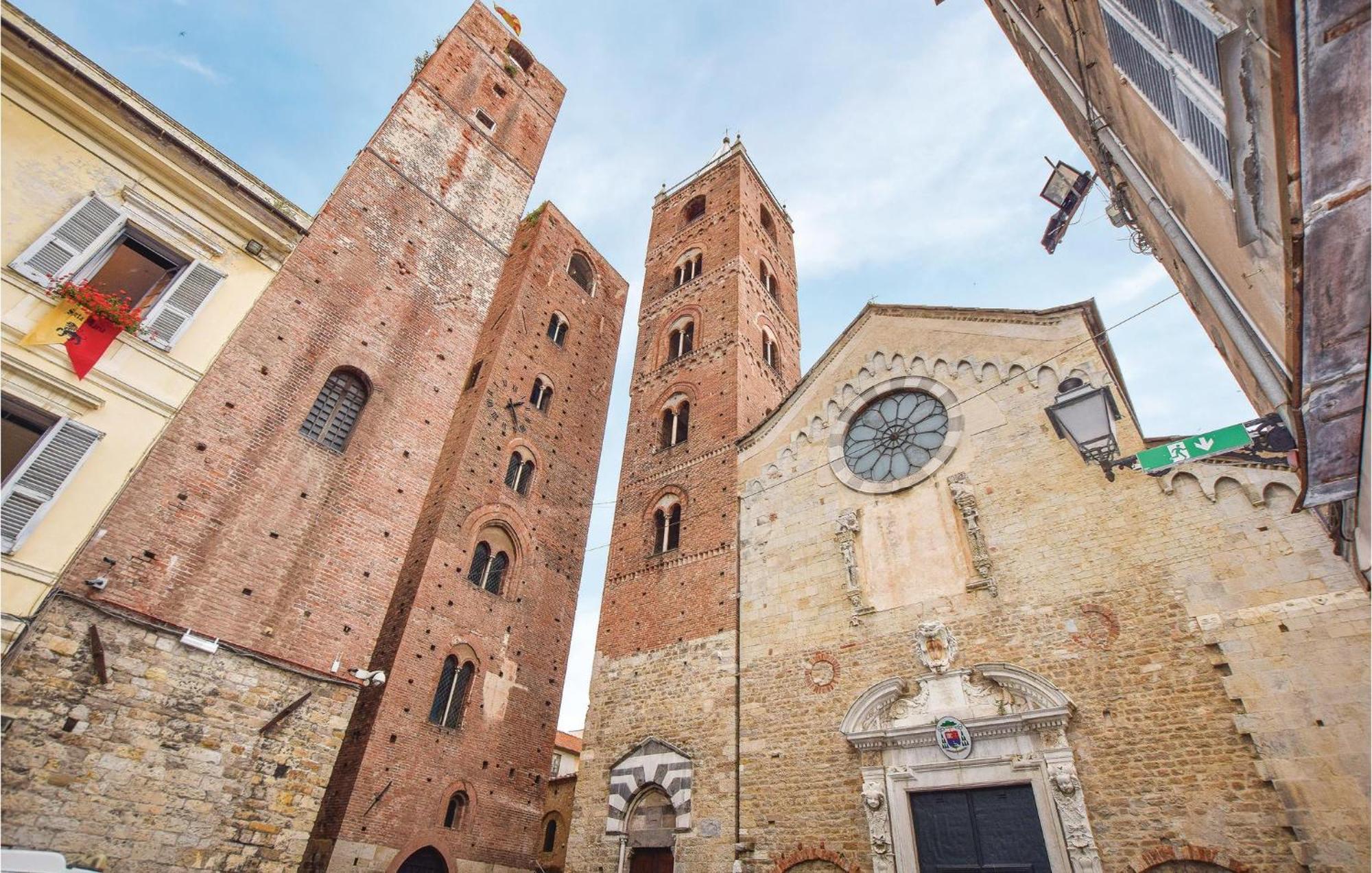Amazing Apartment In Albenga With Wifi Bagian luar foto